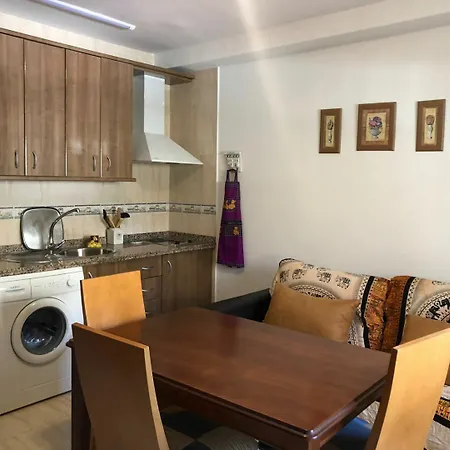 Malagasuite Front Beach Studio Apartment *