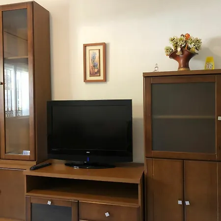 Malagasuite Front Beach Studio Apartment